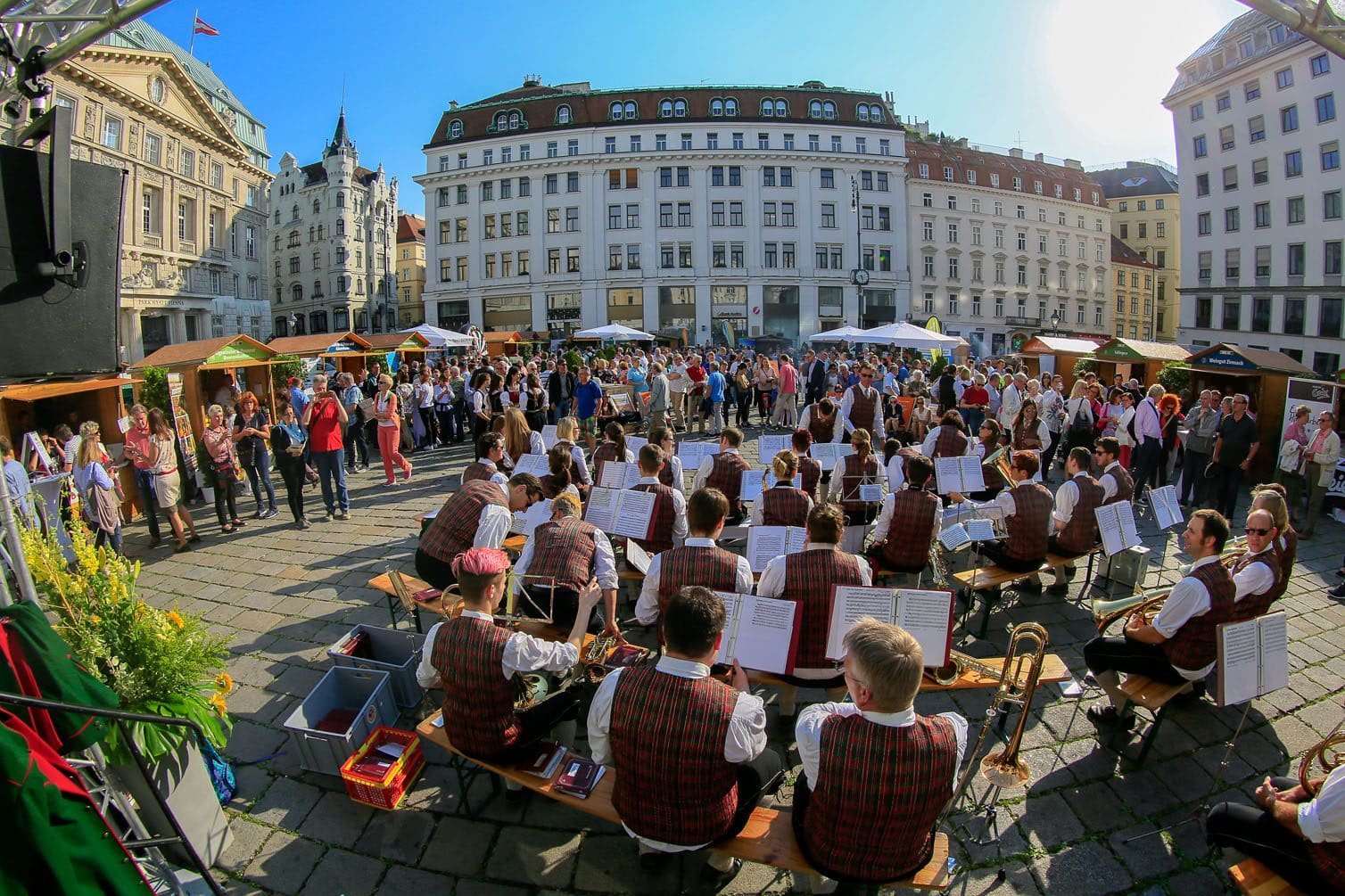 Genuss, Erlebnis und Unterhaltung in der Wiener Innenstadt beim Weinviertel-Fest.