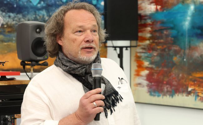 Eröffnungsrede von Niki Neuspiel anlässlich der Vernissage seiner Gemälde und Schallplatten in der CITYgalleryVienna.