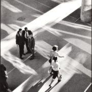 RENÉ BURRI Silbergelatineabzug kommt bei der OstLicht Photo Auction unter den Hammer.