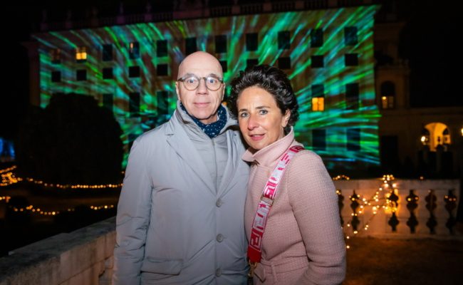 Peter Legat mit Gattin Dani bei der Winter Wonderland Eröffnung in Schönbrunn