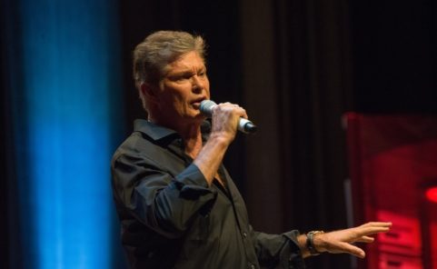 David Hasselhoff gibt ein Konzert in Österreich.