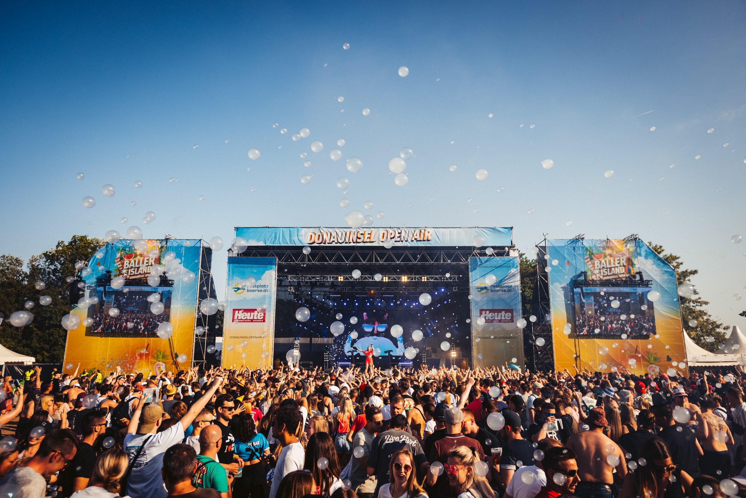 Baller Island - Ballermann Musik Acts beim Donauinsel Open Air Festival 2024.