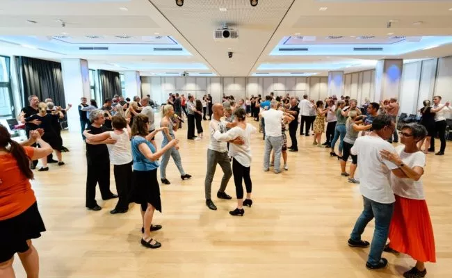 Das Tanzfest Gastein bietet eine Vielzahl an Workshops mit professionellen Tanzlehrern.