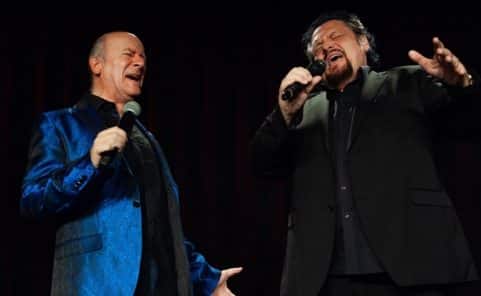 Andy Lee Lang und Werner Auer im Duett auf der Bühne im Vindobona.
