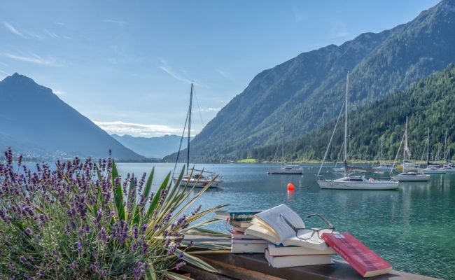 Das Tiroler Literaturfestival achensee.literatour geht von 9. - 12. Mai 2024 über die Bühne.