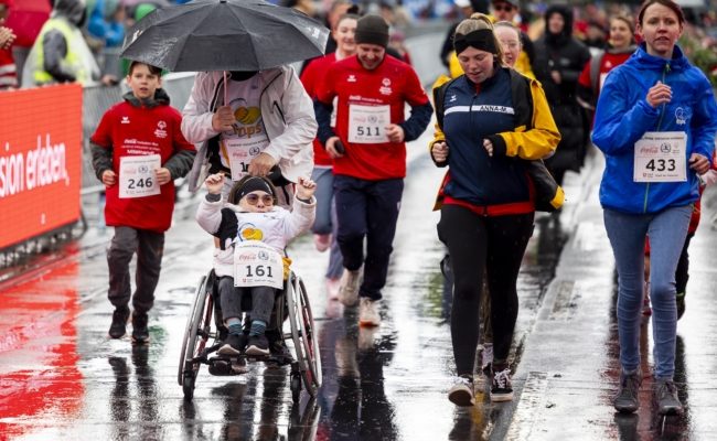 Ob laufend, gehend oder rollend - mitmachen zählt beim Coca-Cola Inclusion Run 2024