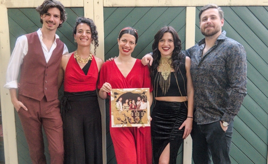 Die Band Baba Yaga präsentierte ihr erstes Album am 5. Juni 2024 im Wiener Metropol: Forian Gunacker, Jasmin Meiri, Raffaella della Gemma, Anela Cindrak, David Mandlburger.