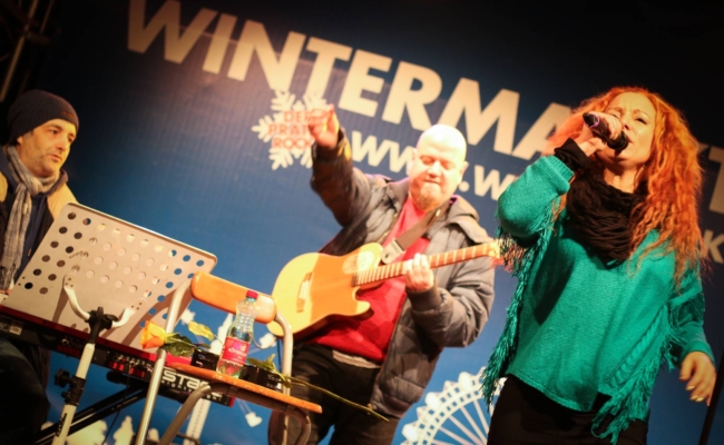 Niddl & Pross live am Wintermarkt im Prater