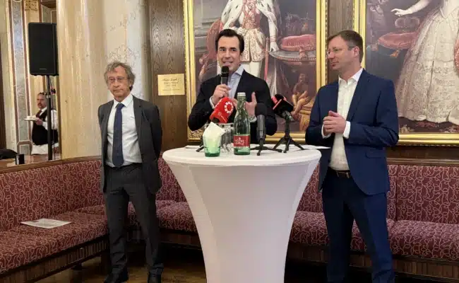 Architekt Peter Klein, Palais Events GF Kay Fröhlich, Verkehrsbuero CEO Martin Winkler.