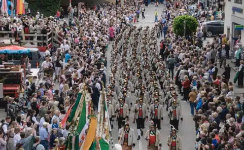 Gauder Fest Umzug - 6280 Zell am Ziller Tirol, Österreich Festgelände