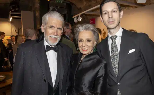 Adel und Vertreter der Salzburger Kulturszene bei SIFAF-Eröffnung | © Andreas Kolarik Wolf und Eva von Schilgen und Linus Klumpner bei der SIFAF 2026 in Salzburg