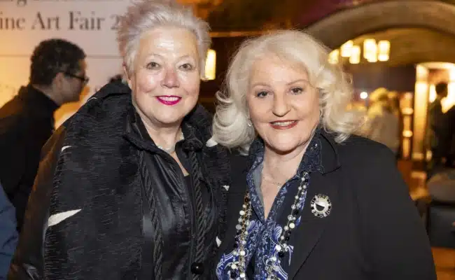 Designerinnen und Kulturschaffende bei SIFAF-Eröffnung | © Andreas Kolarik Susanne Wiebe und Marika Lichter bei der Salzburg International Fine Art Fair