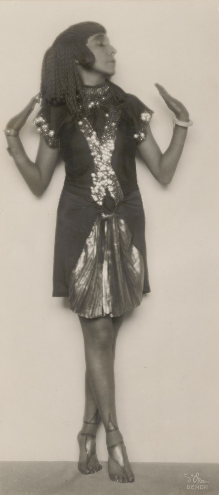 Sent M’Ahesa Tanzfotografie Atelier d’Ora 1910er Jahre Ausstellung Tanzbild Albertina Modern