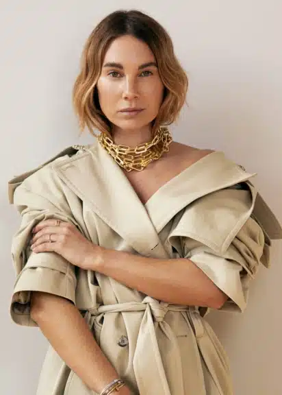 Teigl , wurde durch ihren Blog und Instagram-Account „constantly_k“ bekannt. In der Ö3-Sendung „Frühstück bei mir“ sprach sie offen über Karriere, Partnerschaft und persönliche Lebensentscheidungen.