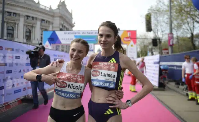 Österreichische Läuferinnen und Läufer beim Vienna City Marathon 2026 in Wien