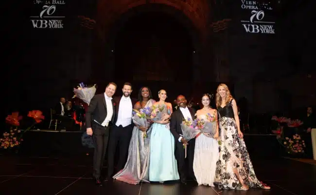 Daniel Serafin, Angel Joy Blue und internationale Opernstars beim Viennese Opera Ball New York