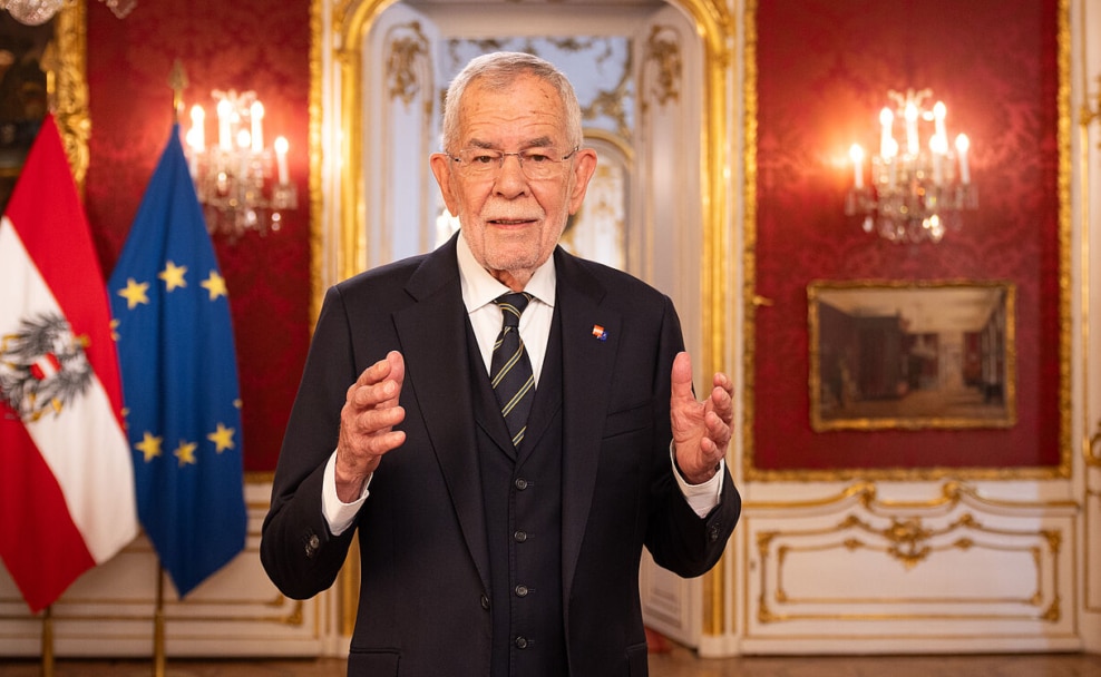Bundespräsident Alexander Van der Bellen während seiner TV-Rede zum Europatag auf ORF