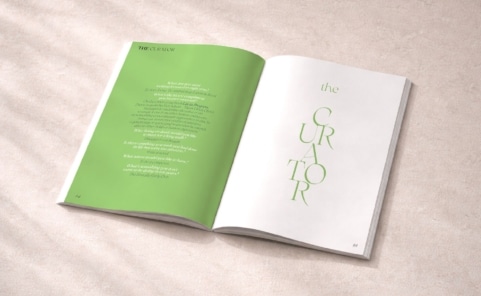 Doppelseite aus dem Kunstmagazin Crack-a-Jack mit typografischem Layout der Rubrik The Curator
