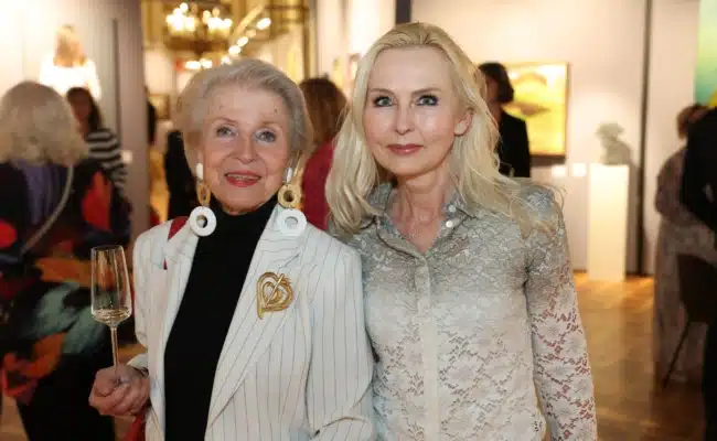 Silvia Kunz und Monika Pelz bei der Eröffnung der Art Austria 2026 im Palais Auersperg