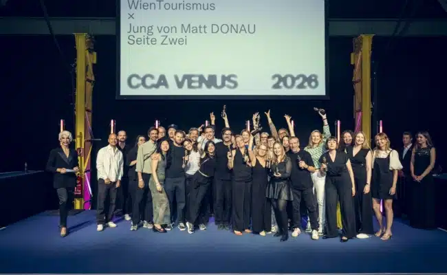 Wien Tourismus und Jung von Matt DONAU als „Client of the Year“ Teams von Wien Tourismus und Jung von Matt DONAU bei den CCA Venus Awards 2026 auf der Bühne
