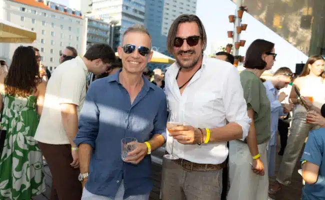 Stani trifft Strohmer beim Sommerfest Christian Stani und Alexander Strohmer beim Jubiläumsfest von WEST4MEDIA im Motto am Fluss.