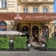 Café Schwarzenberg, ältestes Ringstraßencafé Wiens, mit Schanigarten an der Ringstraße