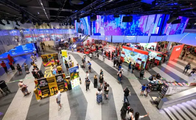 Besucher beim Spielefest und Esports Festival im Austria Center Vienna