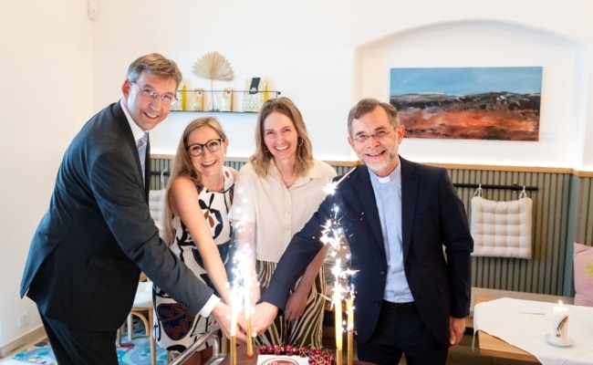 Markus Figl, Nicole Meissner, Elisabeth Zehetgruber und Josef Grünwidl bei der Eröffnung des Mamas Café 2025