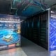 Serverracks des österreichischen Supercomputers MUSICA (Multi-Site Computer Austria) in einem Rechenzentrum.