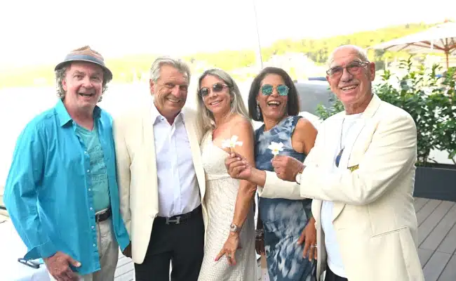 Society beim Sommerfest des Motor-Yacht-Clubs Kärnten in Velden Thomas Strobl, Franz und Daniela Iglauer, Shirley und Otto Retzer beim Sommerfest des Motor-Yacht-Clubs Kärnten in Velden