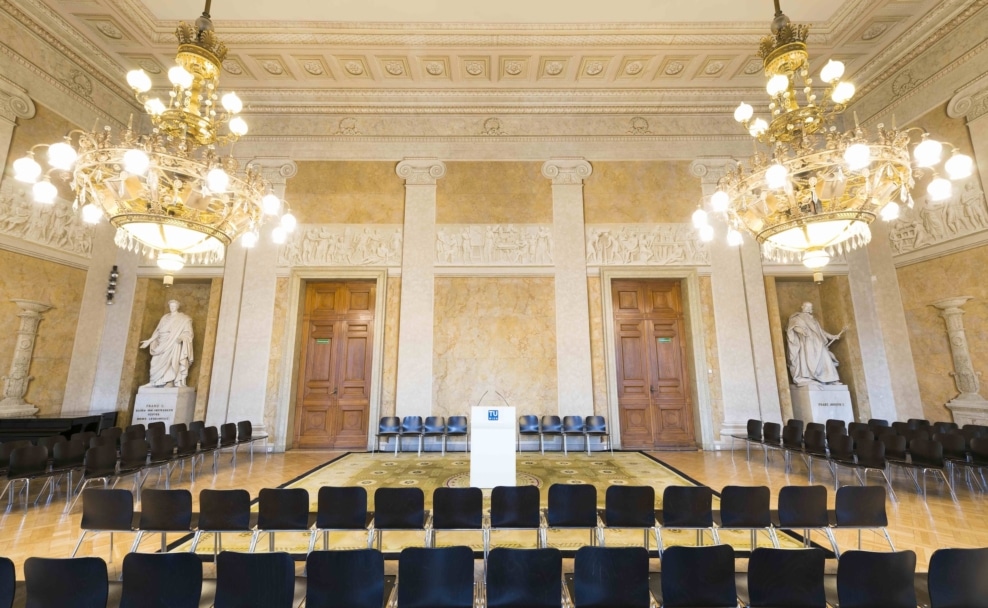 Historische Festsäle im Hauptgebäude der Technischen Universität Wien
