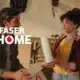 Paar mit Vodafone Ultra Hub 7 Glasfaser und Einblendung „Glasfaser @ Home“.