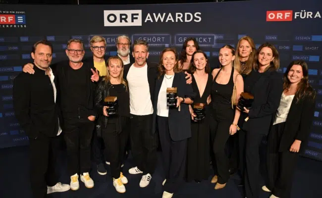 Das Gewinnerteam der McDonald’s-Kampagne „Winter is for Playing“ bei den ORF-AWARDS 2026.