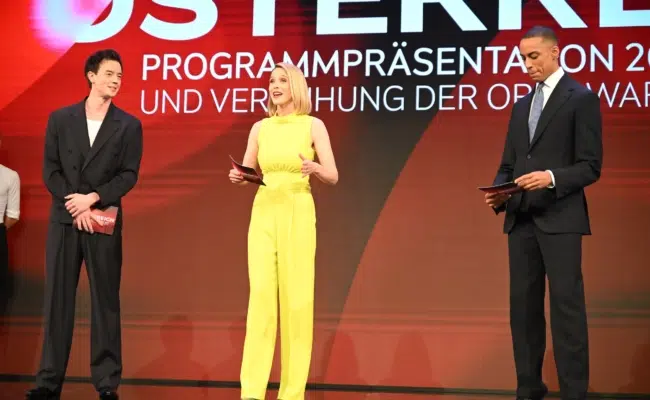Mariella Gittler, Stefan Lenglinger und Philipp Hansa führten durch die Preisvergabe