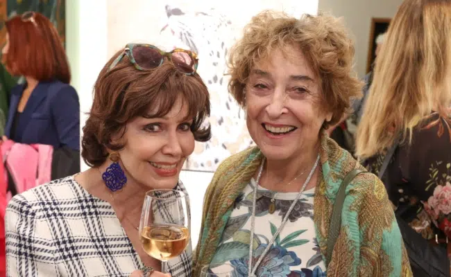Edith Leyrer und Helene von Damm zu Gast Edith Leyrer und Helene von Damm bei der Ausstellungseröffnung von Sabine König.